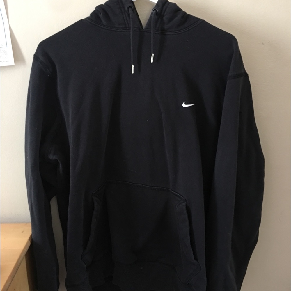 Simple black nike hoodie